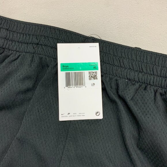 Nike Boy's Trophy Shorts Black XL NEW - Picture 2 of 3